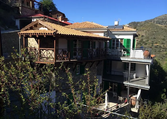 Maison Elena